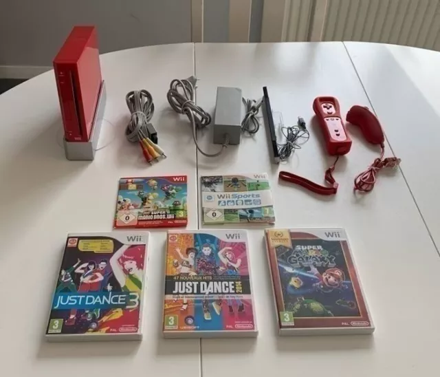 Pack wii rouge avec 5 jeux