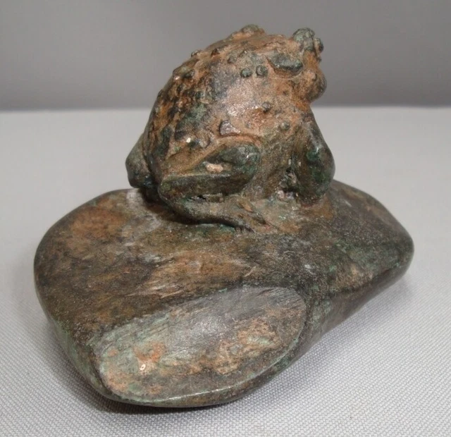 Estatua Rana Fauna Art Deco Estilo Art Nouveau Estilo Bronce sólido Firmado 3