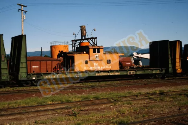 Vtg 1986 Train Slide BN 621617 Burlington Northern Trailer & Caboose X3F113