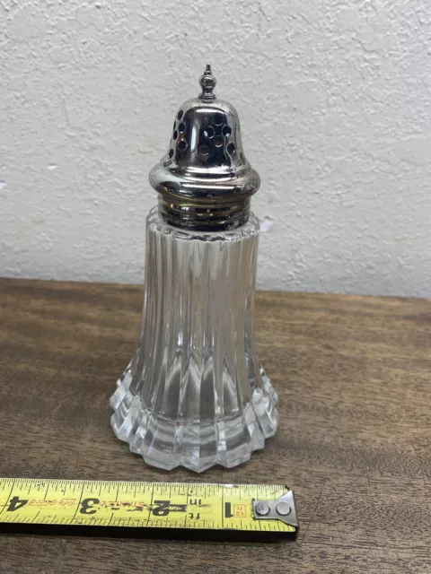 Vintage Pressed Glass Silver Yeoman EPNS Plate Sugar Shaker England  6"