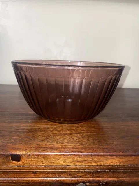 Vintage Pyrex Ribbed Mixing BOWL #7402-S  6 CUP 1.5 liter Cranberry