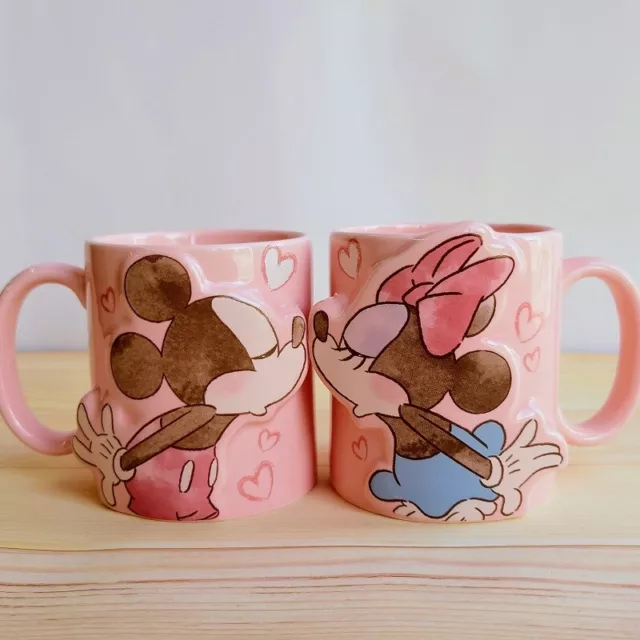 https://www.picclickimg.com/TI8AAOSw~xpkibjs/Disney-Mickey-Minnie-Ceramic-Pair-Mug-Cup-Kiss.webp