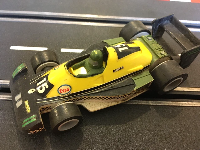 Voiture De Circuit Electrique Scalextric Renault F1 Rs 01