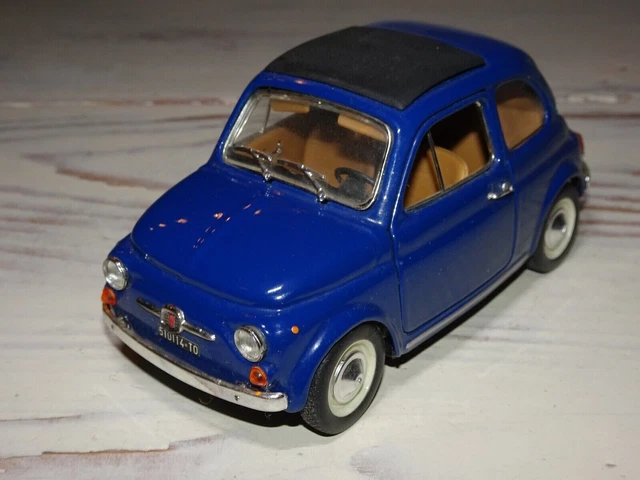 Fiat 500 Bleue échelle 1/12 – KK Scale – 25cm – Neuve Sous Boîte