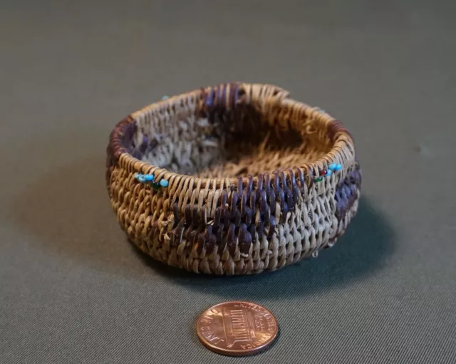 Very Fine Late 1800 Native American Beaded Pomo Basket