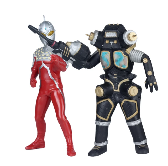 ULTRAMAN ULTRASEVEN BIG FIGURE And KING JOE BLACK DX BANPRESTO Kaiju Monster