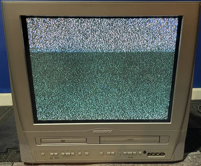 MAGNAVOX 20& CRT TV DVD VCR Combo 20MC4304 Retro Gaming No Remote