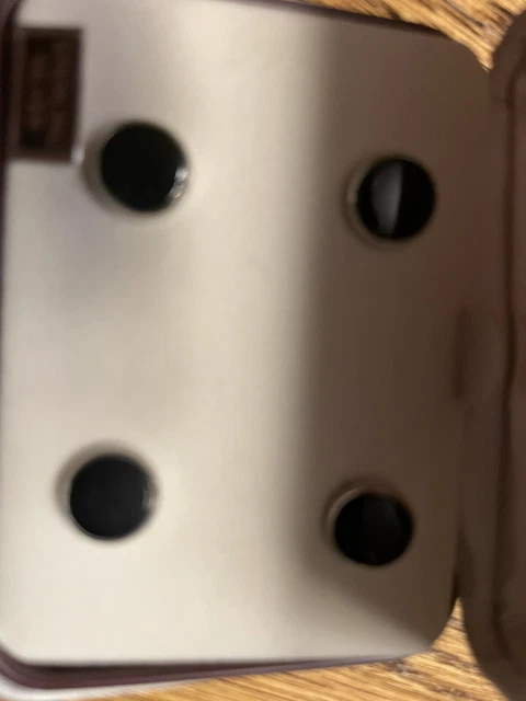 tuxedo shirt buttons