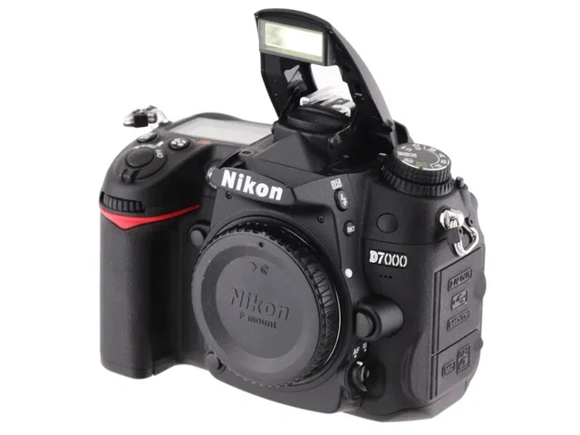 Nikon D7000 16.2 MP Full HD 1080p DSLR Camera Body