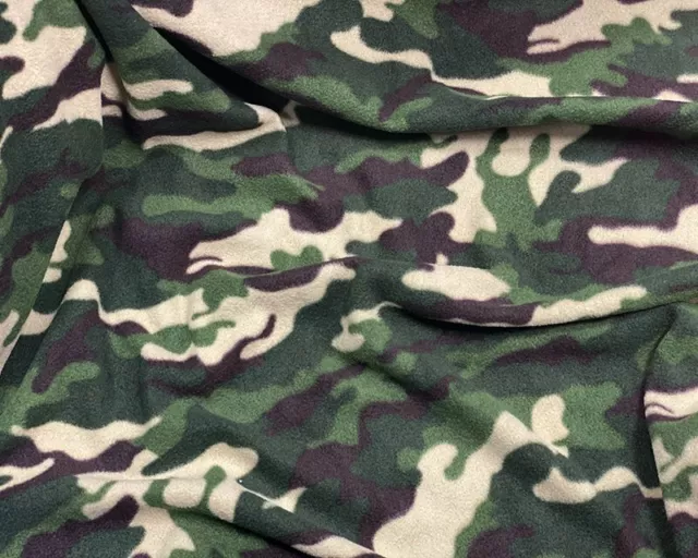 Polar Fleece Anti Pil Fabric Jungle Army Camouflage Green Camo Pet Blanket Throw