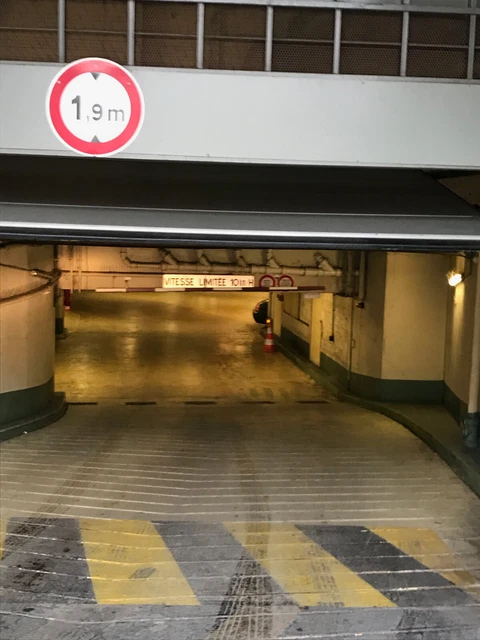 Emplacement de parking sécurisé à Neuilly sur Seine