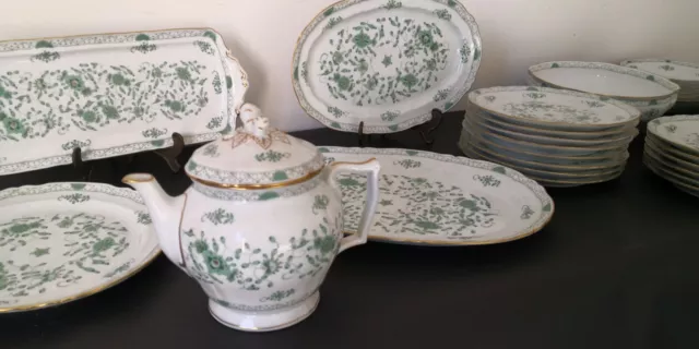 Rare porcelaine raynaud limoges modèle Montezuma green environ 50 pièces