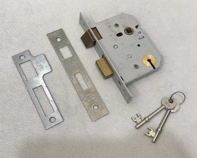 Union 2277 3 Lever Mortice Sashlock Satin Chrome 77.5mm 3in - Door - View #5