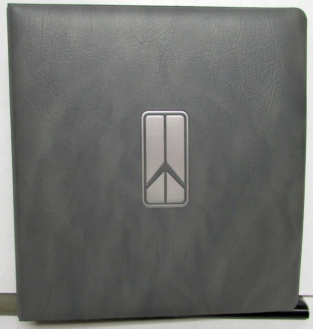 1992 OLDSMOBILE DEALER Album Color Chips Upholstery Toronado Cutlass