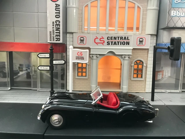 Jaguar XK120  (Corgi  Vanguard) 1/43