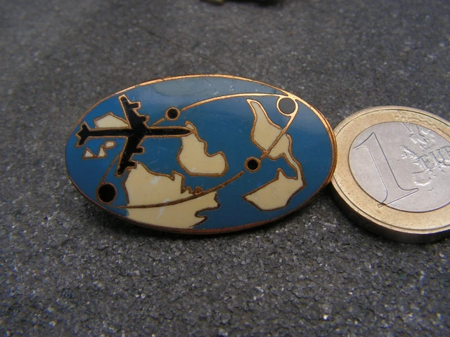 INSIGNE ARMEE DE l'air escadron transport esterel (c2m ) EUR 3,50