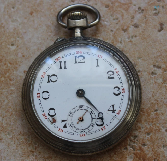 Montre Gousset Ancienne En Argentan - Années 1900 - Pour Pièces (balancier Cassé) - Occasion