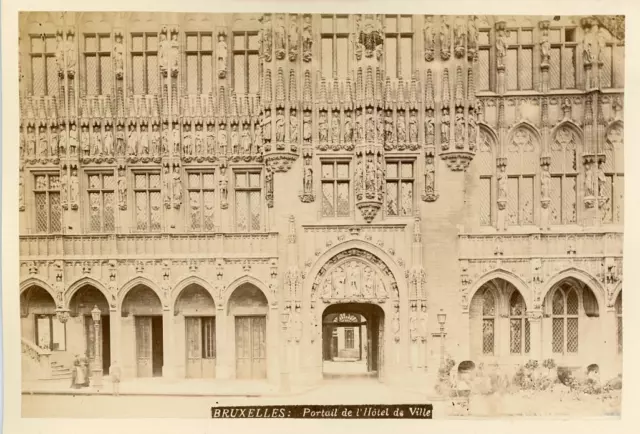 Belgique, Bruxelles, Portail de l&#039;Hôtel de Ville  Vintage albumen print.