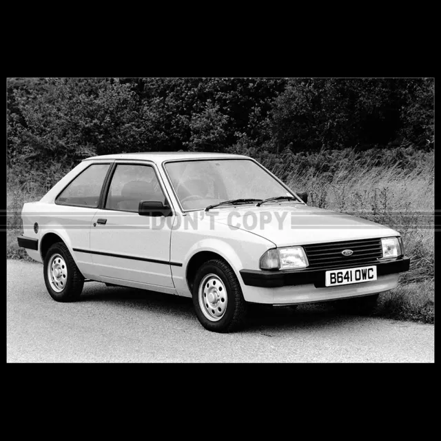 Photo A.034934 FORD ESCORT L COUPE MK3 1985