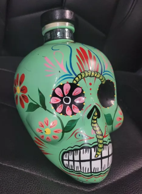 Sangre De Vida Tequila Handpainted. Dia de Los Muertos skull Bottle. (Empty) Sangre De Vida Tequila Handpainted. Dia de Los Muertos skull Bottle. (Empty)