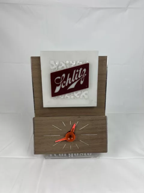 Vintage 1960's Schlitz Lighted Clock-Excellent Working Condition!