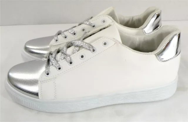 Refresh Women's Action-08 Faux Leather Lace-Up Metallic Shoes Sneakers White 10