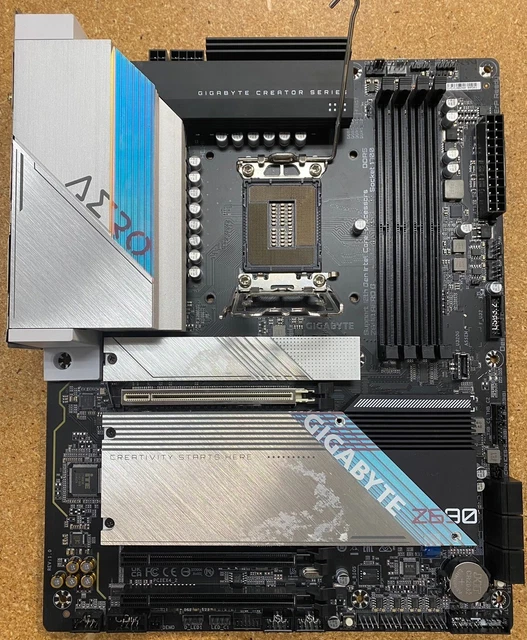 (NOT WORKING)GIGABYTE Z690 AERO G DDR4 Intel LGA 1700 ATX Motherboard