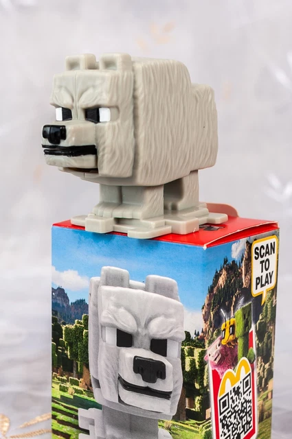 MCDONALDS MINECRAFT HAPPY Meal Toy 2025 Dennis Wolf Dog Grey New £7.00 ...