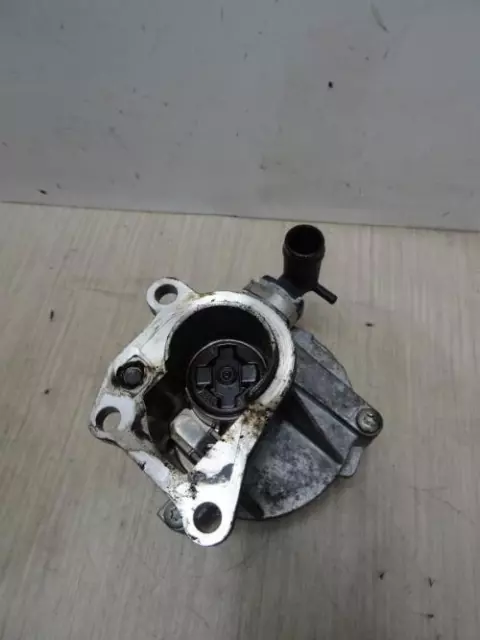 Pompe à vide RENAULT GRAND SCENIC 3 146504799R 2