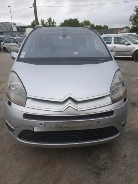 Pare-choc Avant Citroën C4 Grand Picasso I (7401FJ) Noir, Année 2010, épave Ou Réparation