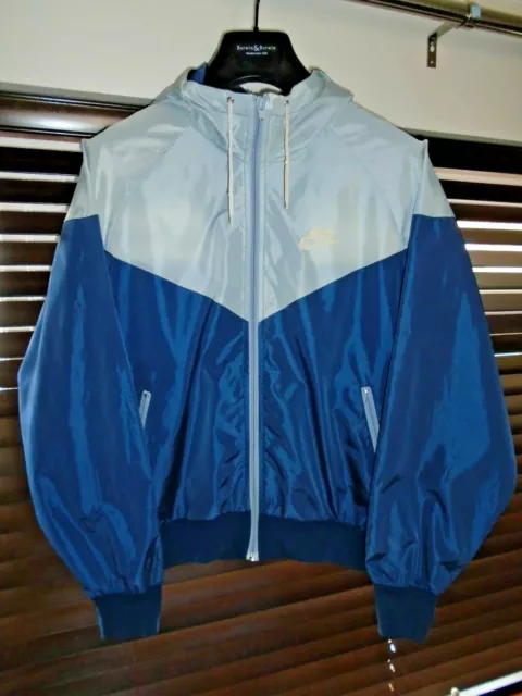 Unlined nylon windbreaker jacket shop