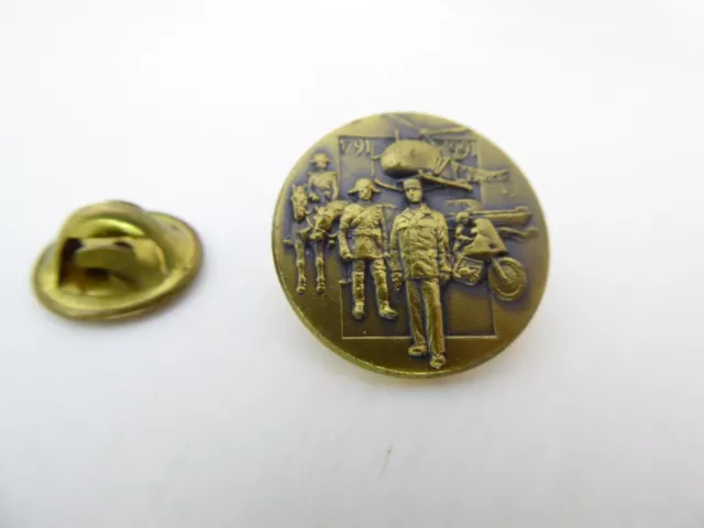Pin's Pins Pin Badge GENDARMERIE BICENTENAIRE 1791 - 1991 - PICHARD - TOP ! 2