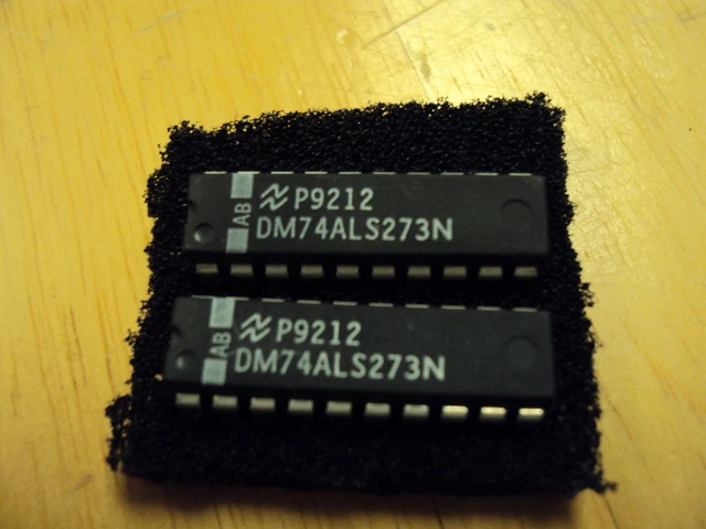 DM74ALS273N   D Flip-Flop Positive Edge Triggered   PDIP20  IC Qty (2)  nos