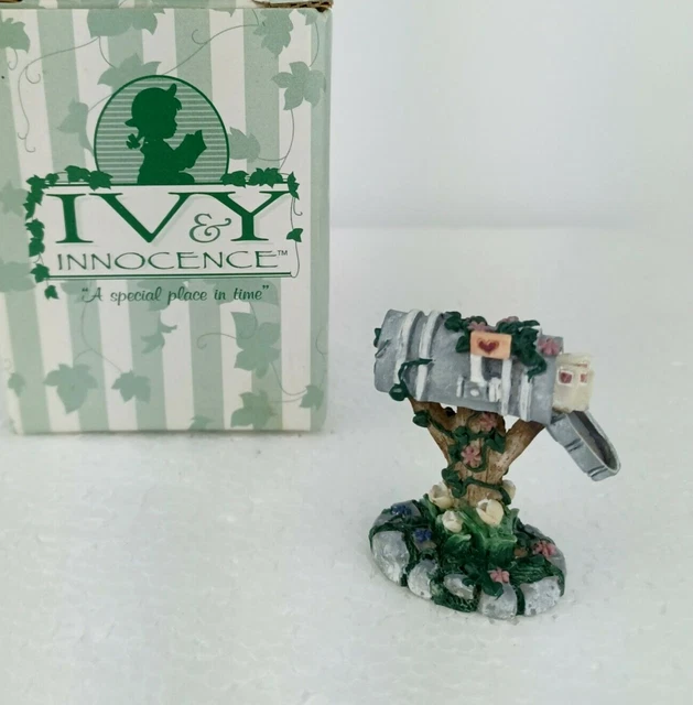 Ivy & Innocence #05184 SPECIAL DELIVERY 1997 Hand-Numbered with BOX [A]