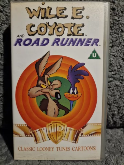 LOONEY TUNES - Wile E Coyote And Road Runner (VHS, 1990) Video Tape £9. ...