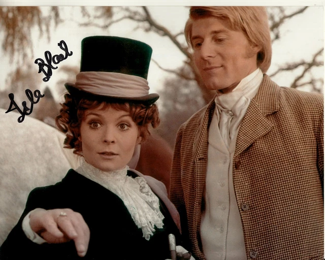 ISLA BLAIR hand-signed TASTE BLOOD OF DRACULA 8x10 uacc rd coa BEAUTIFUL CLOSEUP