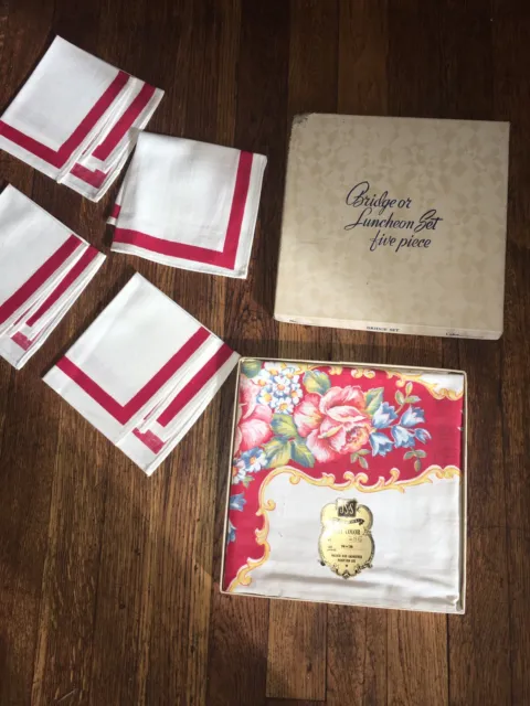 NOS 1940s JS&S Vintage Linen Hand Printed  Floral Garden  Tablecloth Set 36”