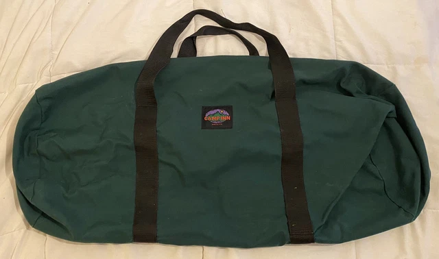 ADIDAS ZIPPERED DUFFLE bag has a good zipper inside rubber is 