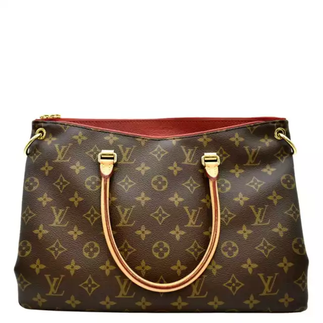 $1600 Louis Vuitton Chain Pallas Clutch Black Brown Monogram Canvas  Shoulder Bag