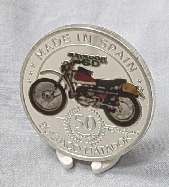 MOTOR CYCLE SILVER Coin Old Super Bikes Speed Way Racing Red Black