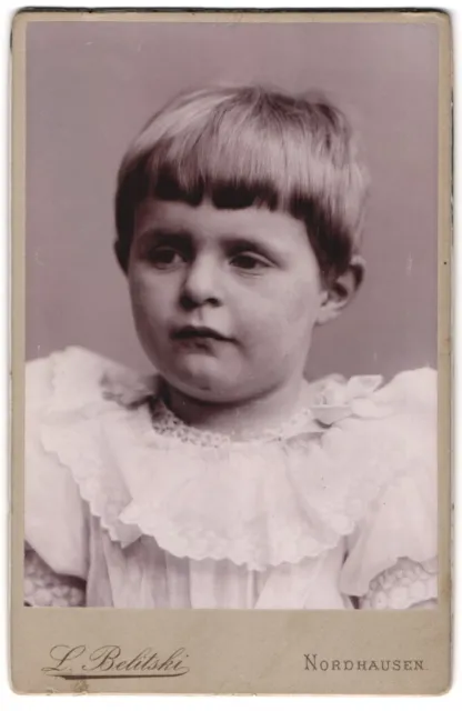 Fotografie L. Belitski, Nordhausen, Freiheit 14, Portrait eines kleinen Mädels