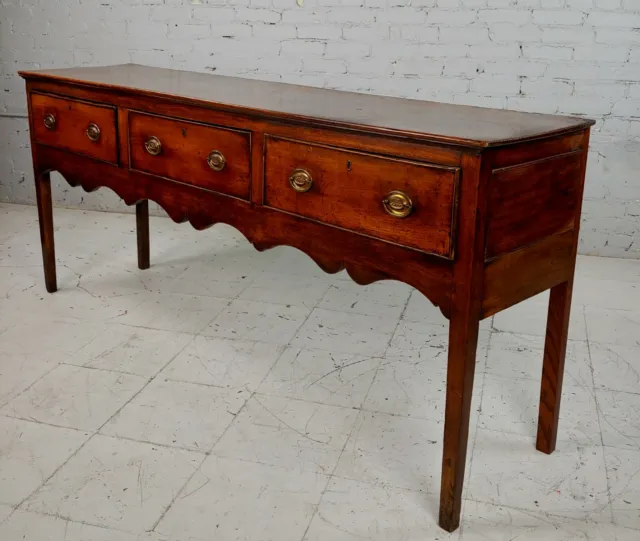 18th century Georgian 3 drawers walnut Sideboard 2