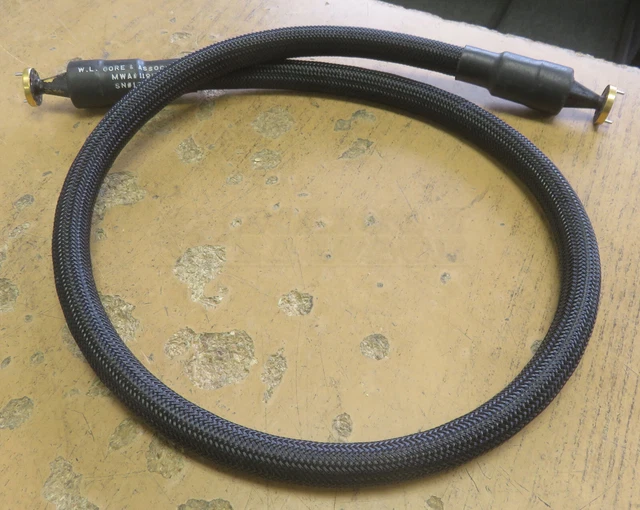 W.L. Gore MWA #1194 WR10 Flexible Waveguide 36" W.L. Gore MWA #1194 WR10 Flexible Waveguide 36"