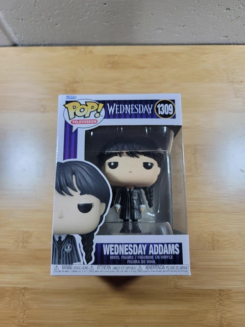 Funko POP! #1309 Netflix Wednesday- Wednesday Addams (Common) + Protector