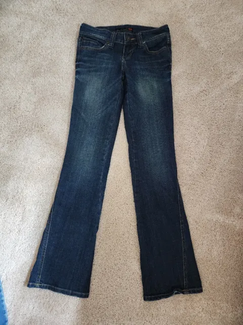 G by guess women’s Naomi low boot cut blue jeans size 26 Dark Wash
