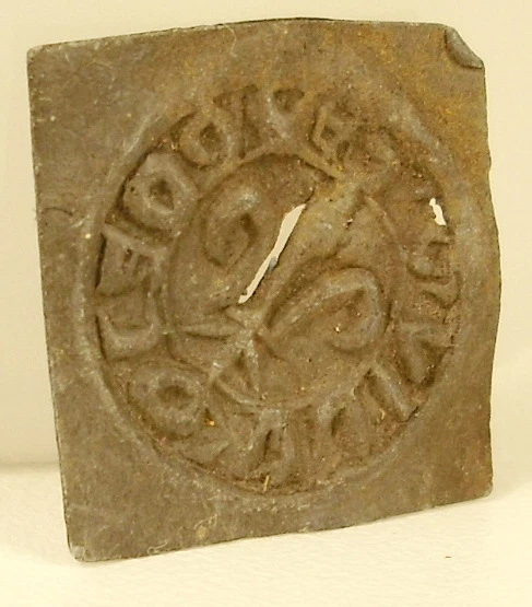 SUPERBE ancien DECAPSULEUR OUVRE BOUTEILLE signé CHRISTOFLE métal