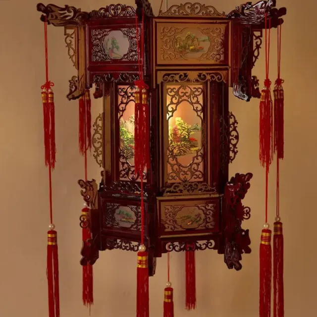 Palace Lantern Carved Wooden Chinese Lantern Balcony Red Outdoor Decoracion 2