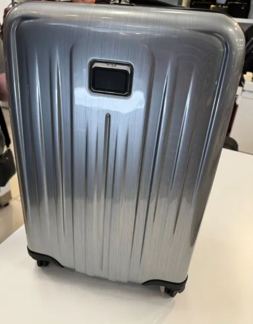 NEW Tumi V4 International Expandable 4 Wheel Packing Case Suit Case - SILVER