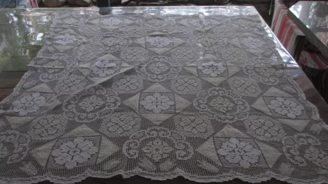 Vintage COTTON   Cream Lace Table Cloth,104 cms  x 93 cms
