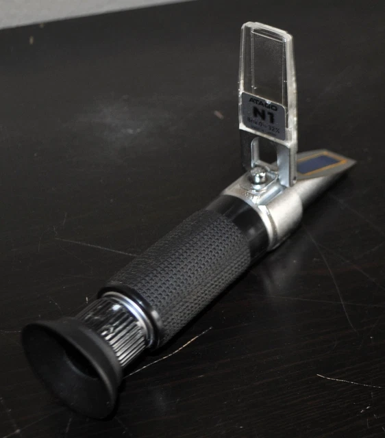 VINTAGE RARITY! ATAGO N1 HandHeld Refractometer. Brix 033. WORKS! 35